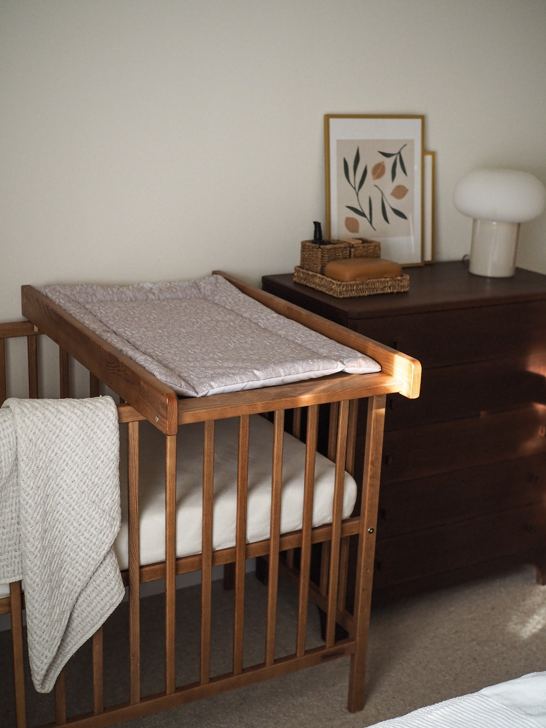 Woodies Cot Top Changing table - Vintage  - Hola BB