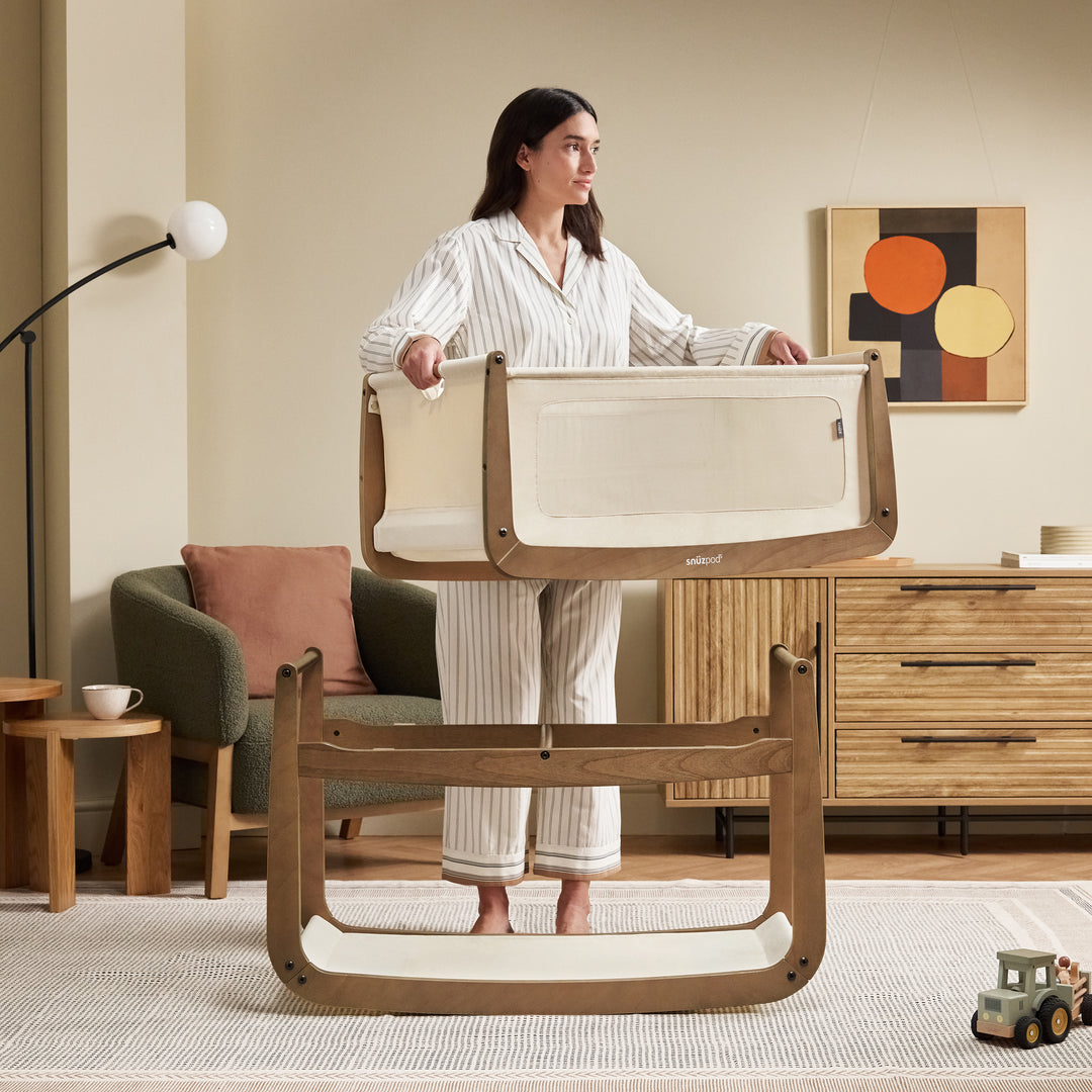SnúzPod 5 bedside crib