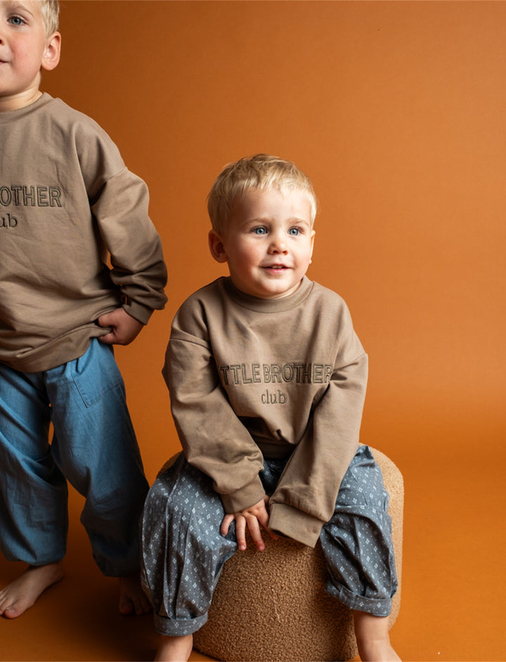 That’s Mine Finley storebror-sweatshirt