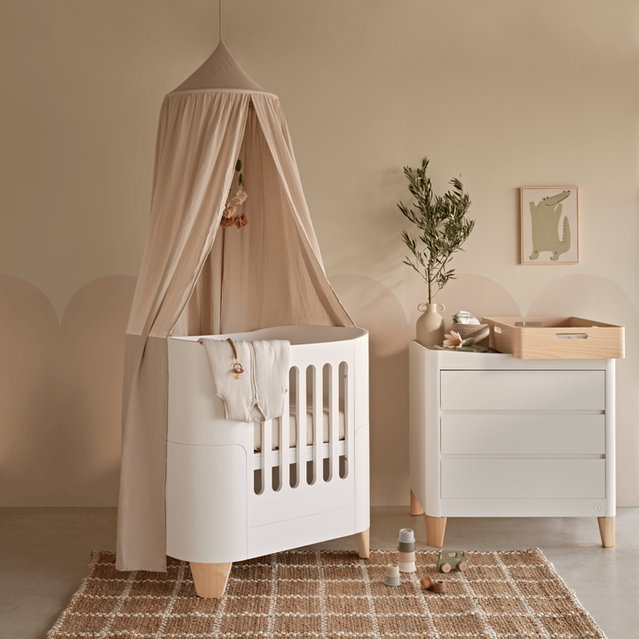 Maia sänghimmel i musselin